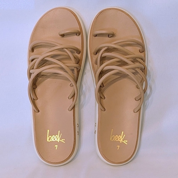 beek PEEP Leather Platform Sandal Flat Tube Straps Toe Ring Slip On Beach 7 NWOB - Picture 11 of 16